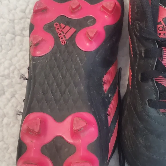 Adidas Kids Black and Pink Soccer Cleats - Picture 3 of 5